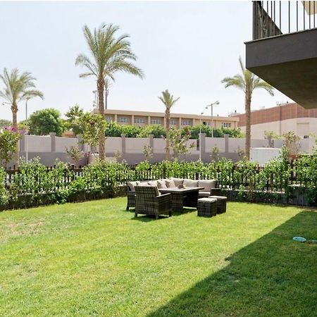 Luxury 2 Bedroom Ground Floor Apartment With Private Garden In Cairo Festival City 외부 사진